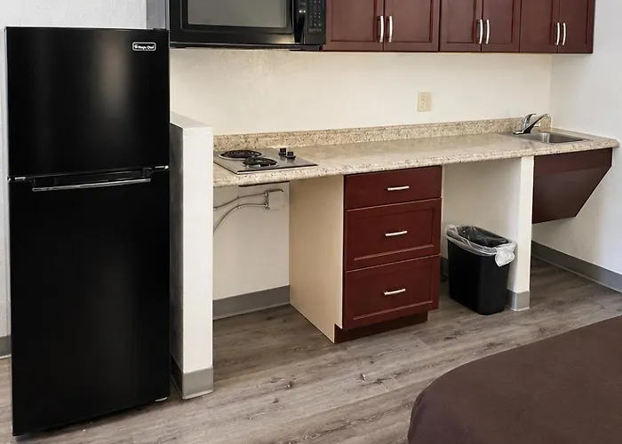 Suburban Near 3* Tallahassee